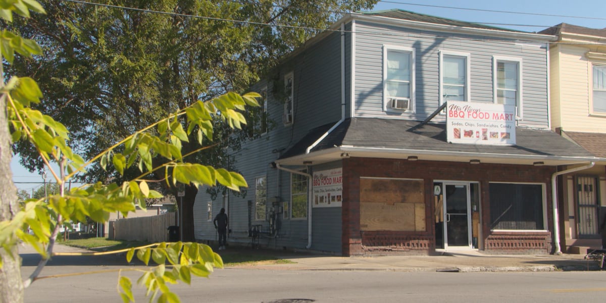 Crash damages Portland neighborhood business