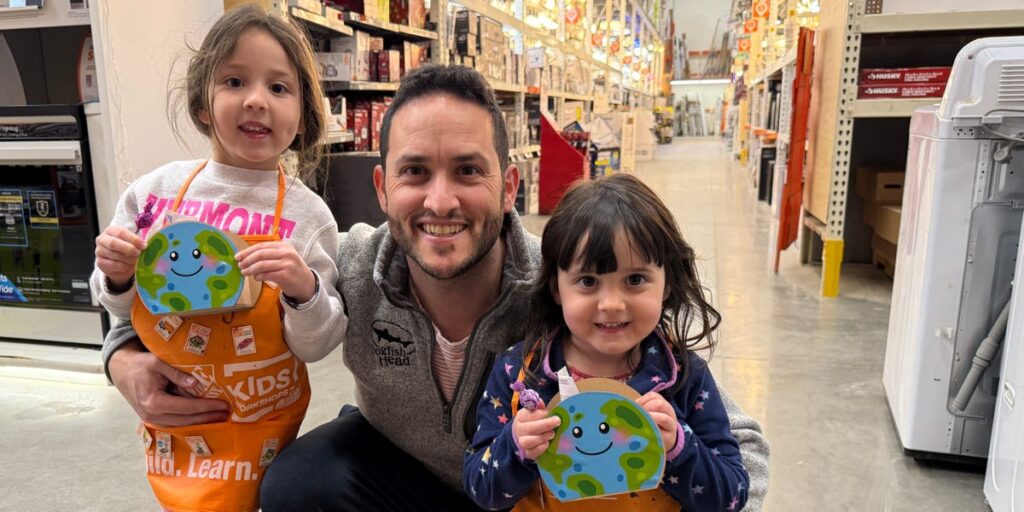 How to Make Money Online in 2025, According to Ecommerce Entrepreneur