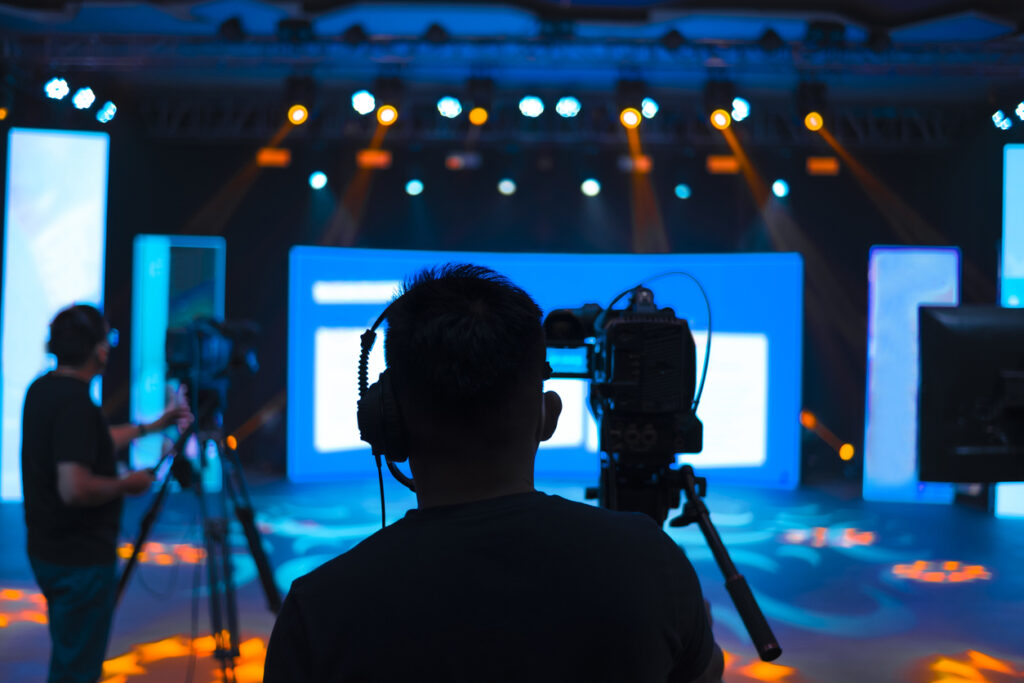 Inside the pitch: How to land business stories on Fox Business’s Claman Countdown