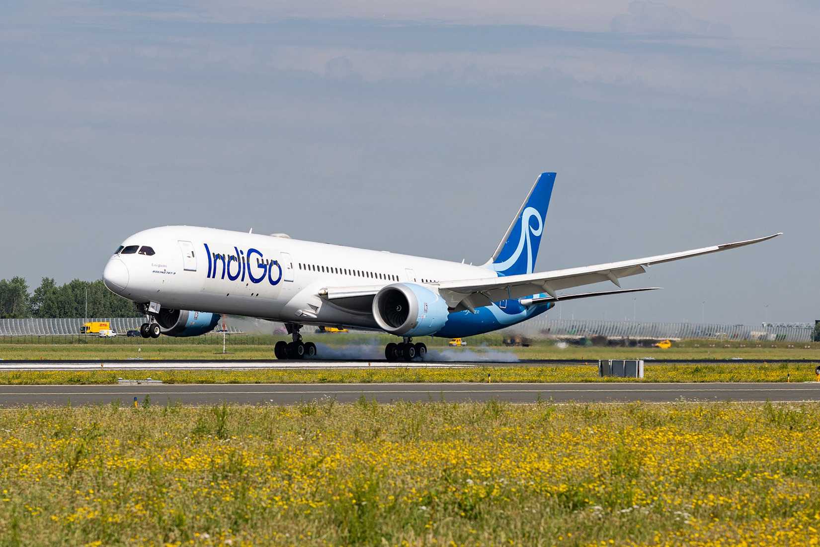Indigo 787-9 taking off