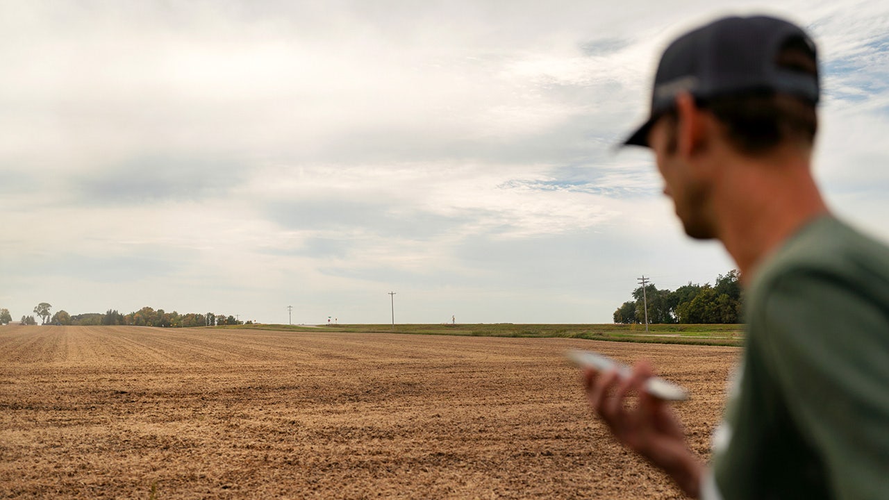 Soybean farmers face financial strain as China halts US purchases