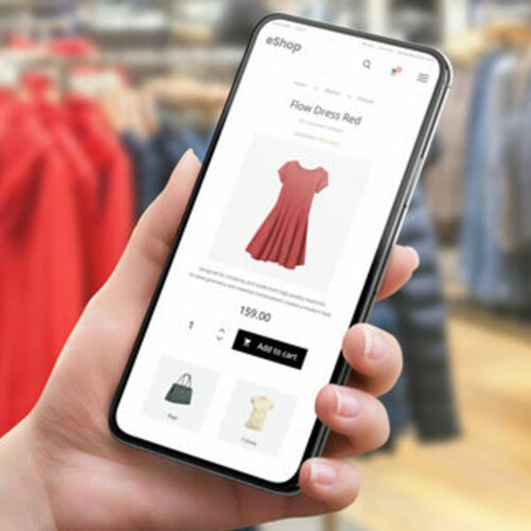 Fashion remains the leading category in European e-commerce