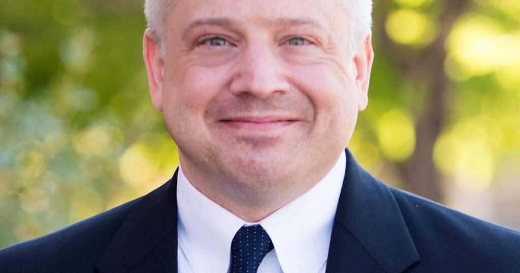 Cowan presents at Academy of Legal Studies in Business regional meeting