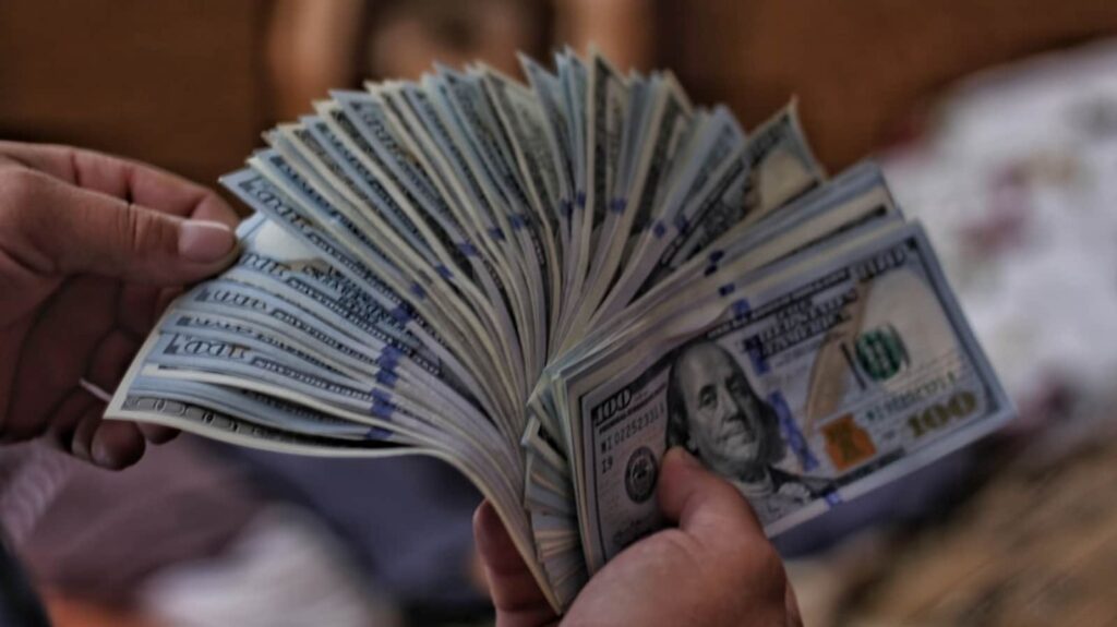 Thai business tycoon offers $900 reward for slapping son's mistress: 'You must slap her at least 10 times'