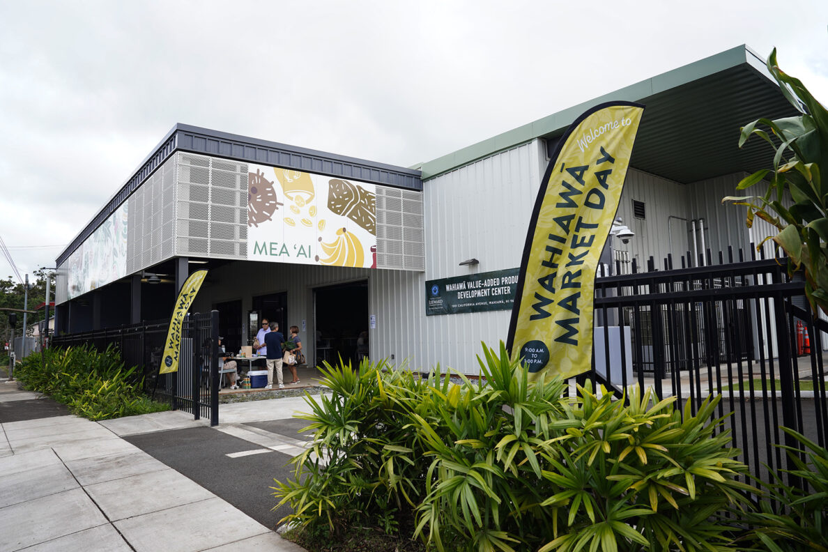 The Wahiawā Value-Added Product Development Center (WVAPDC) opens its doors for the Wahiawā Market Day Saturday, Sept. 20, 2025, in Wahiawā. Wahiawā Market Day is every third Saturday of each month, 9:00 a.m. to 1:00 p.m. at the WVAPDC. It’s located at 1001 California Avenue and  introduces patrons to local farmers, food producers and artisan products grown and produced with Hawaiʻi’s local flavors and culture. (Kevin Fujii/Civil Beat/2025)