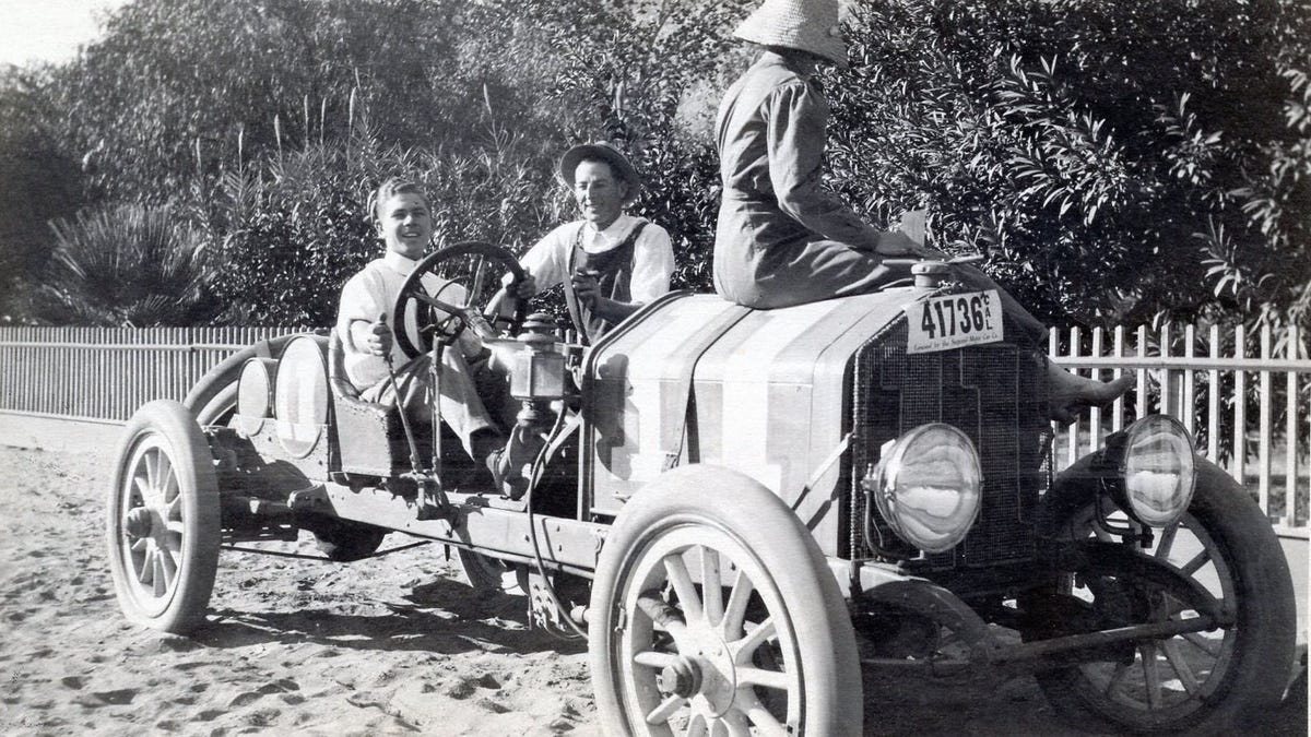 Earl Coffman and the hotel business in Palm Springs