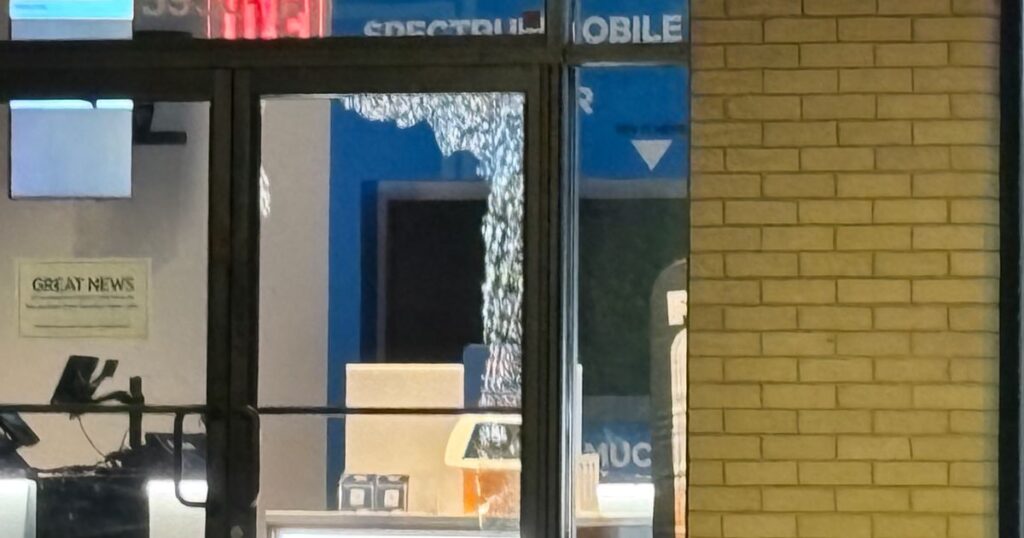 Gunfire shatters windows at Spectrum store, finance business near Triangle Town Center in Raleigh :: WRAL.com