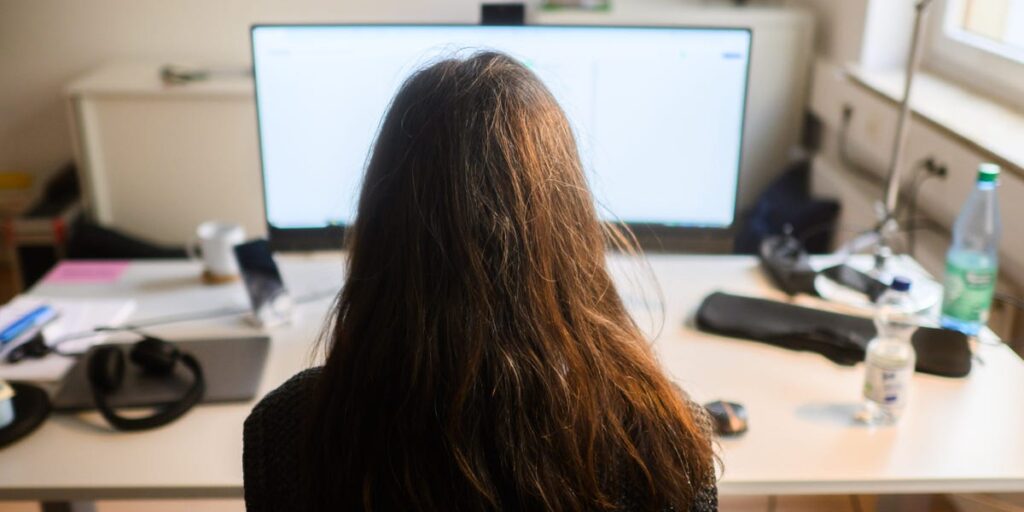 A16z Analyzed Startups' Bank Data — They're Betting Big on Vibe Coding