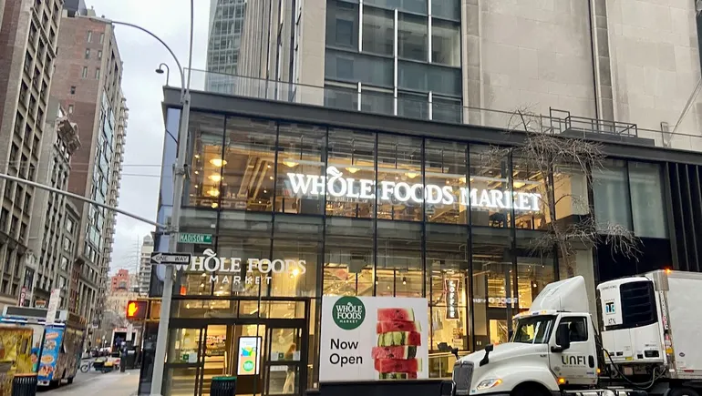 AI will accelerate the end of brick and mortar’s reign: Amazon CEO