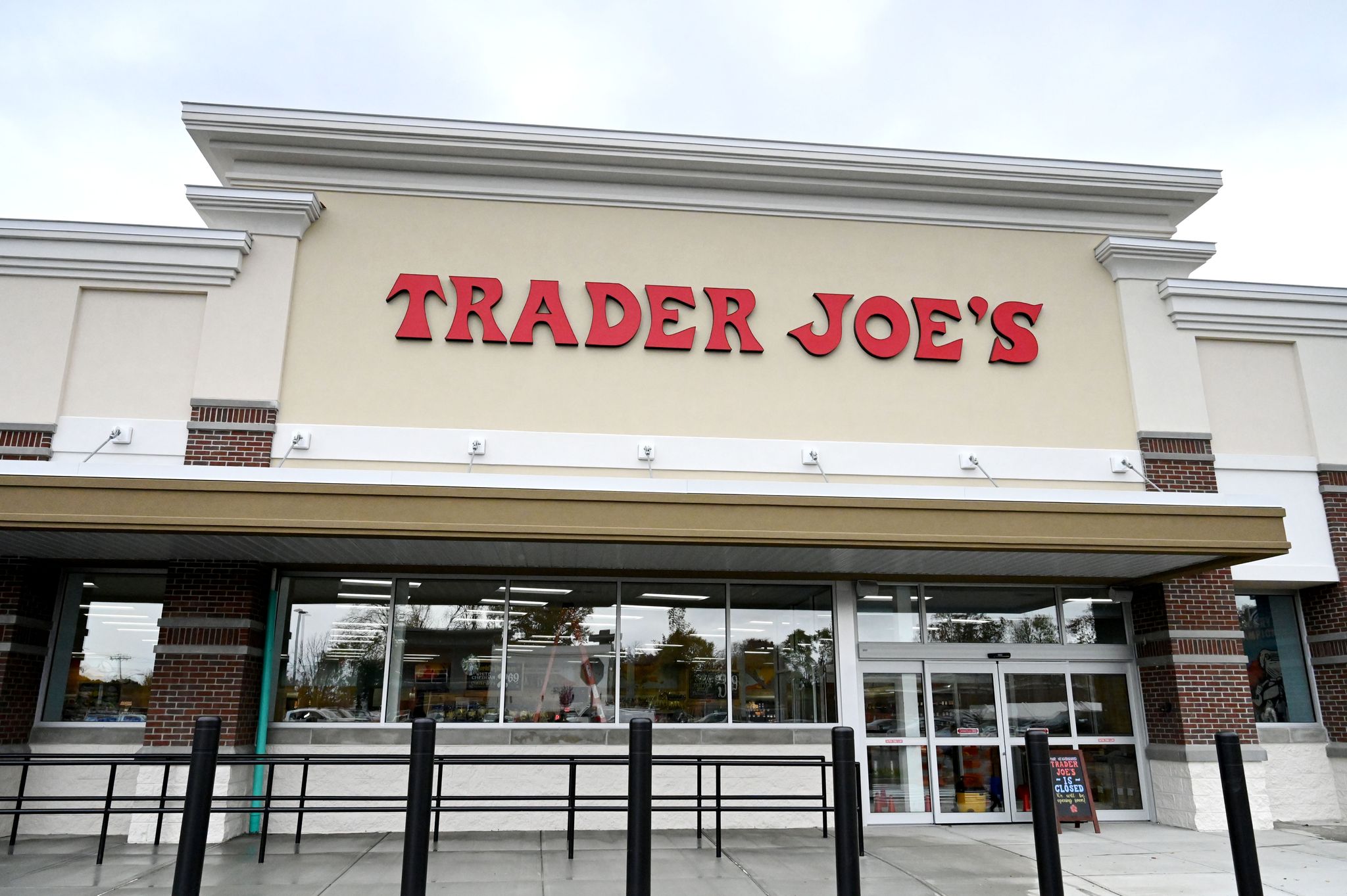 Business Roundup: Trader Joe's nears opening, floating sauna lifted onto Saratoga Lake