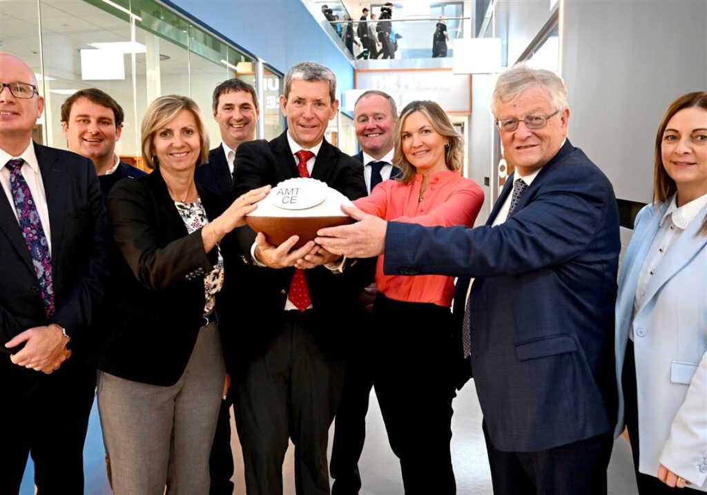 During Steelers trip to Ireland, Pittsburgh business leaders also visited Dublin
