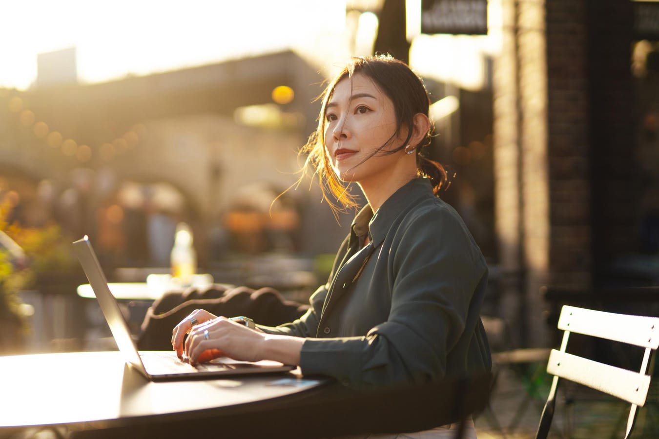 Google-Led Training For Small Businesses Centers On AI Knowledge Gap