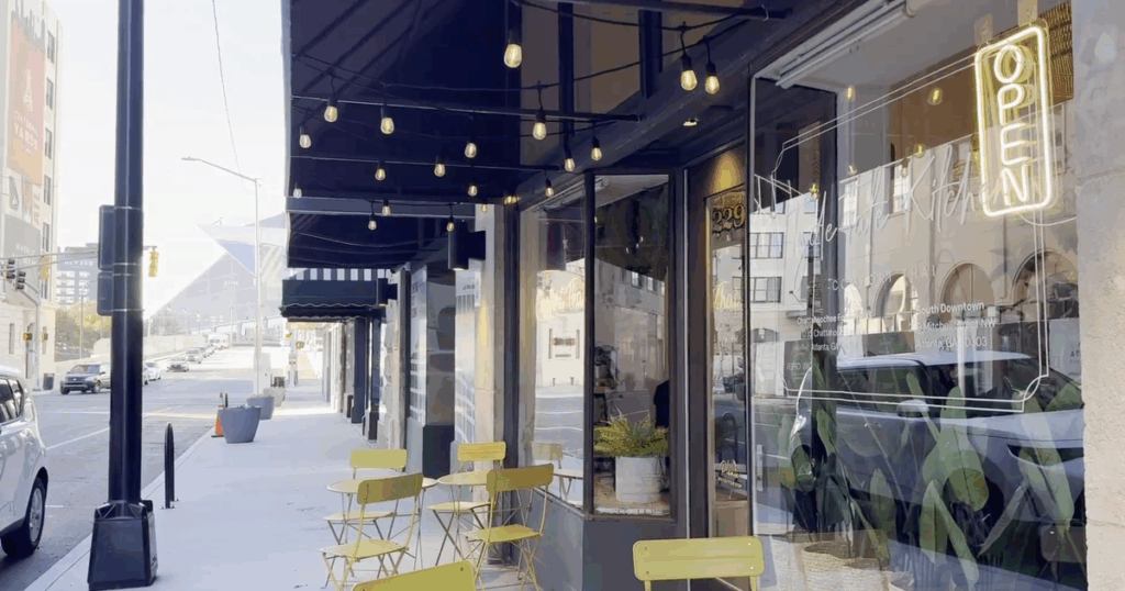 Government shutdown leaves downtown Atlanta restaurants struggling "We lost a lot of business"