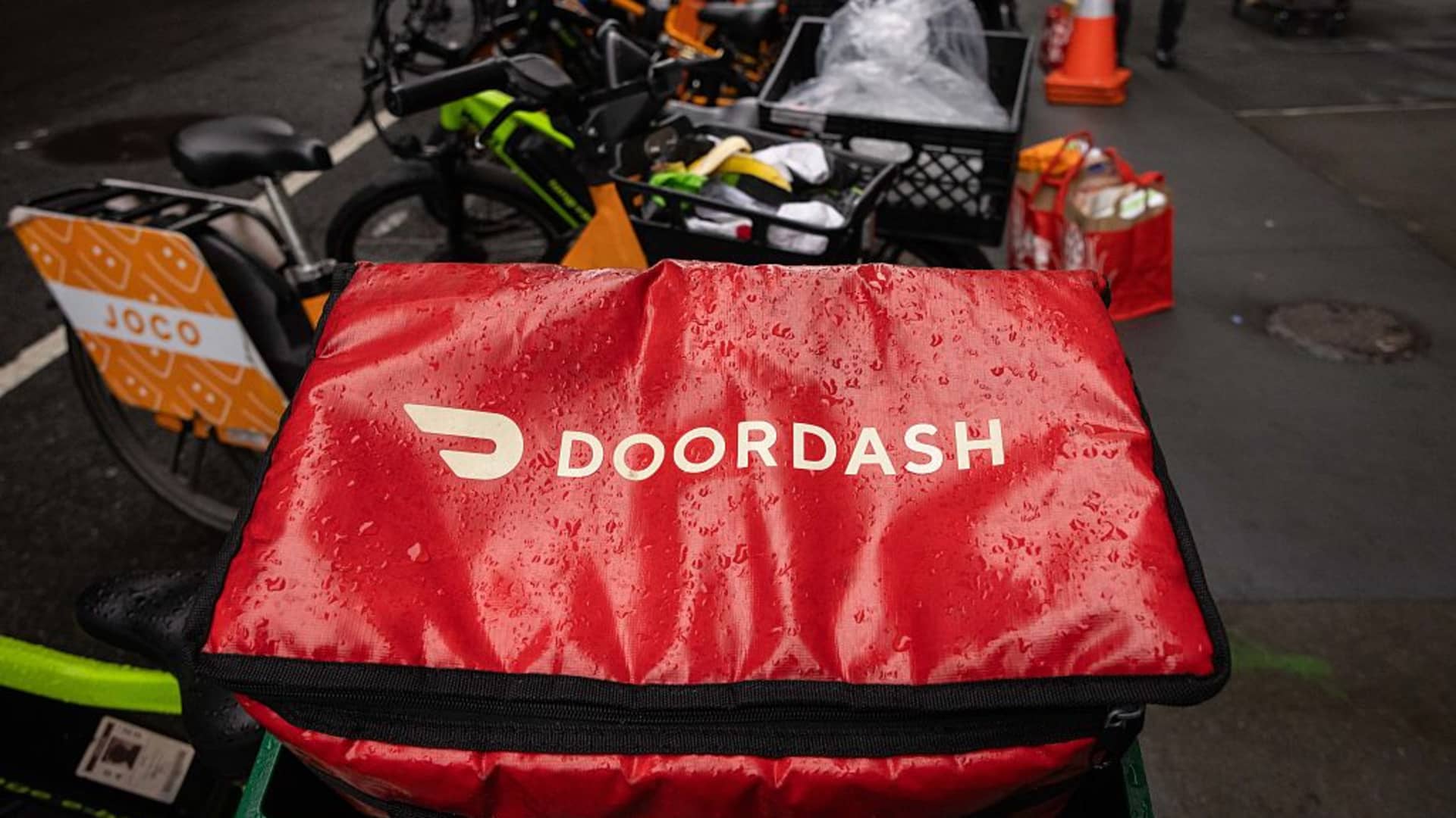 JPMorgan upgrades DoorDash, says shares can keep outperforming on global expansion