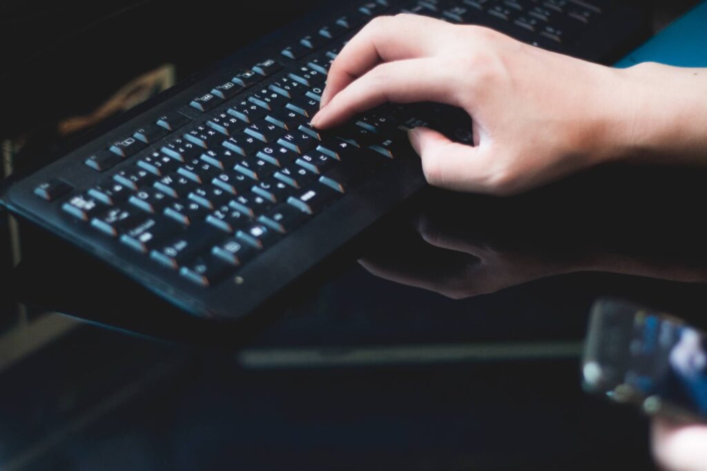 Japan retailers halt online sales after cyberattack cripples supplier operations