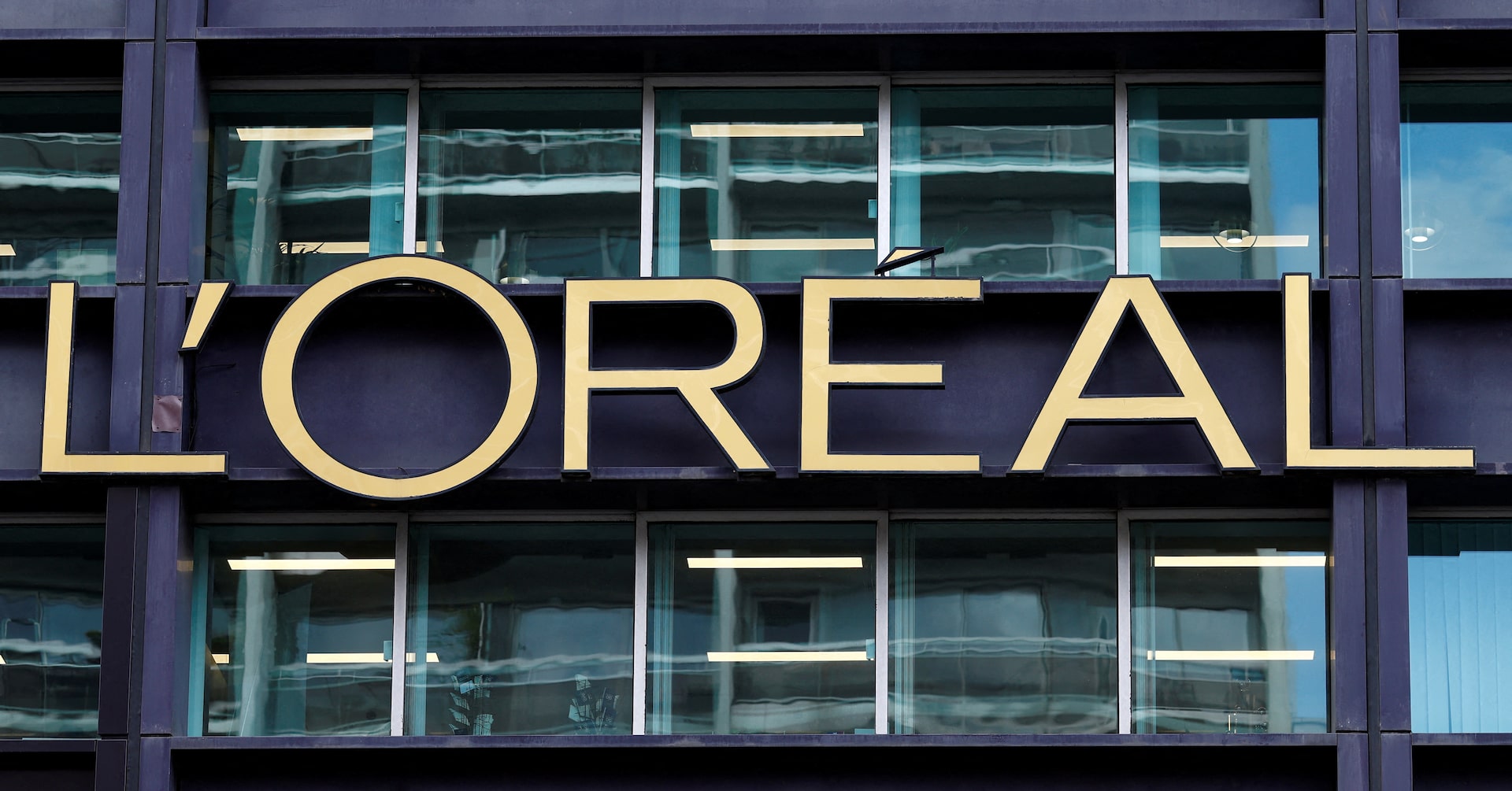 Kering to sell beauty unit to L'Oreal for $4.66 billion