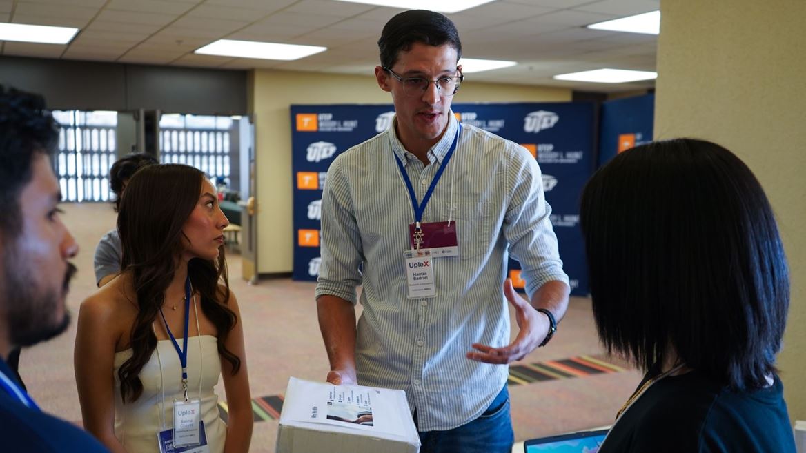 NMSU students showcase cross-border innovation at binational business competition