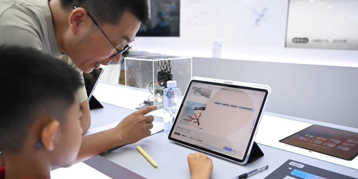 Oxford Warns AI Is Making Teens Faster — but Shallower Thinkers