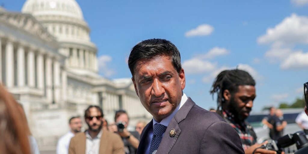 Ro Khanna Says 'Blanket' $100k Fee on H-1B Isn't the Solution