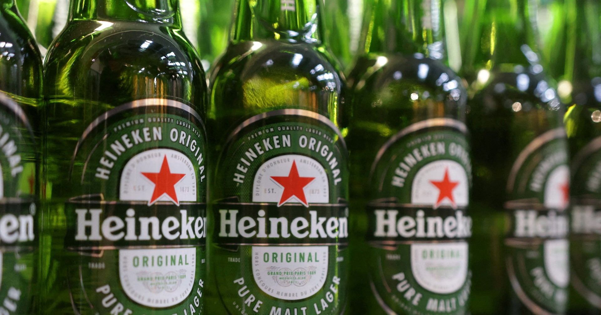 URGENT Heineken targets mid-single digit revenue growth in 2030 plan