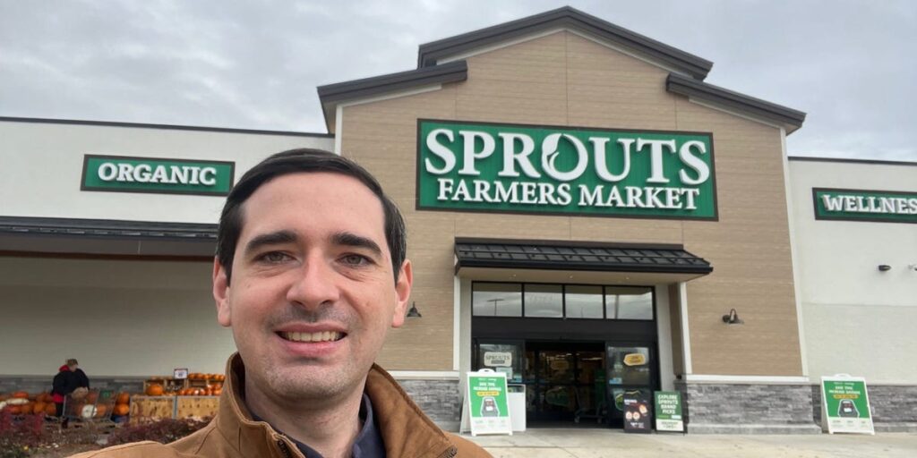 Sprouts Farmers Market Visit: Fast-Growing, Price-Competitive Grocery Chain