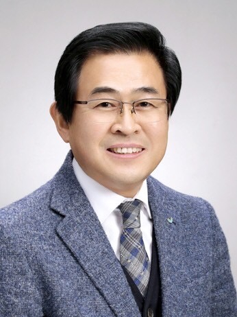 Do Se-ho, formerly the executive vice president, was promoted to president and named CEO of Paris Croissant. [SPC]
