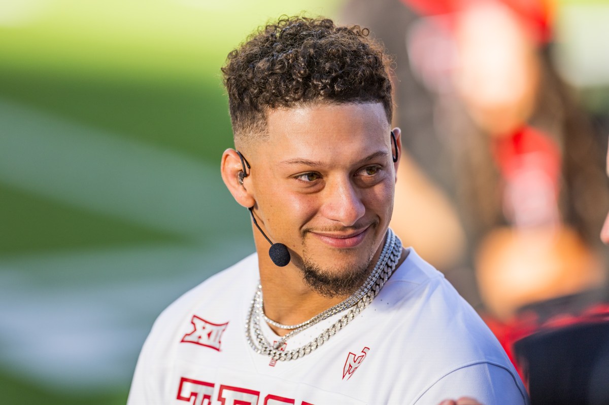 Chiefs’ Patrick Mahomes Makes Major Business Move Ahead of Cowboys Game