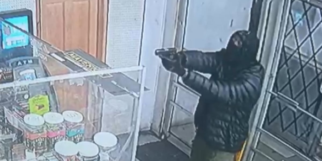 Rockford convenience store owner says a man attempted to rob his business
