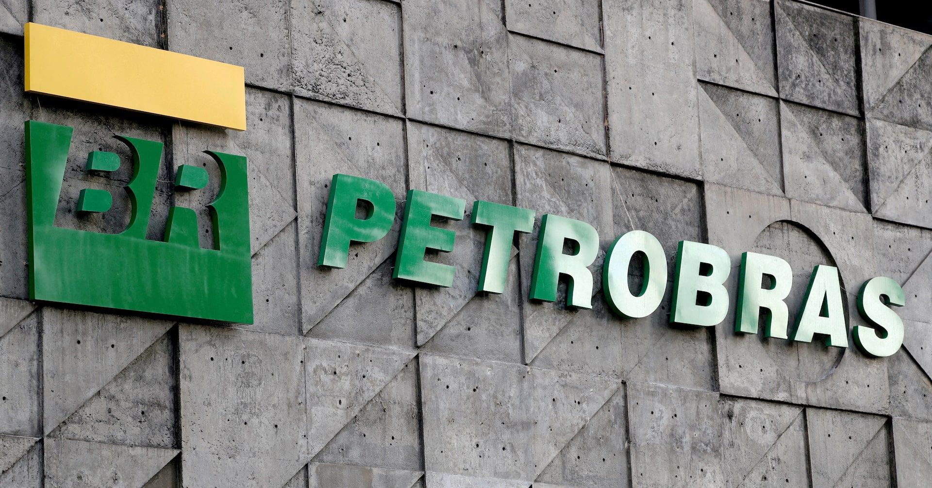 Brazil's Petrobras approves $109 billion business plan for 2026-2030, source says