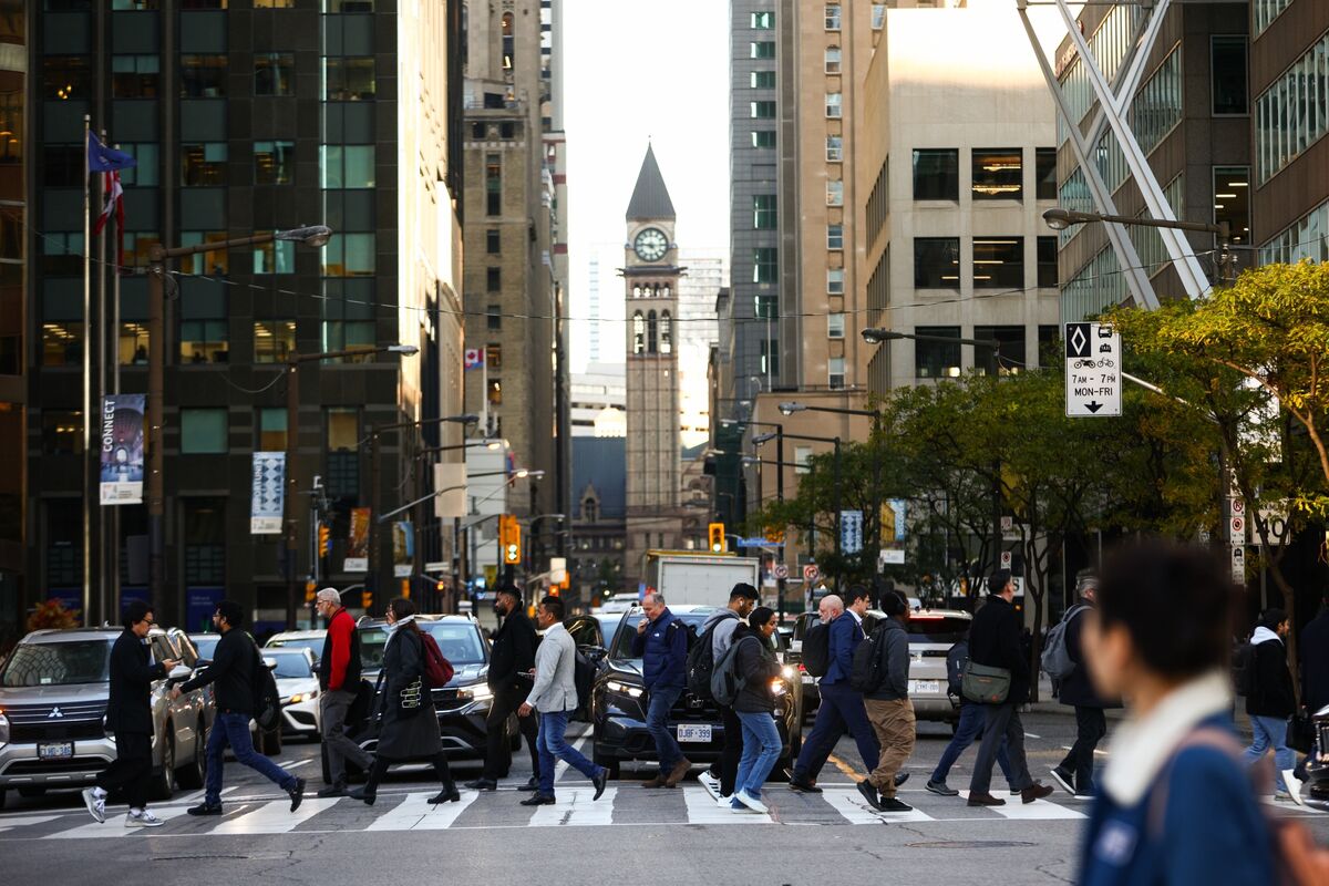 Canada Regulator Plans Looser Bank Rules to Boost Business Loans