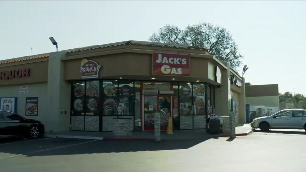 Central Valley businesses struggle as government shutdown delays SNAP benefits