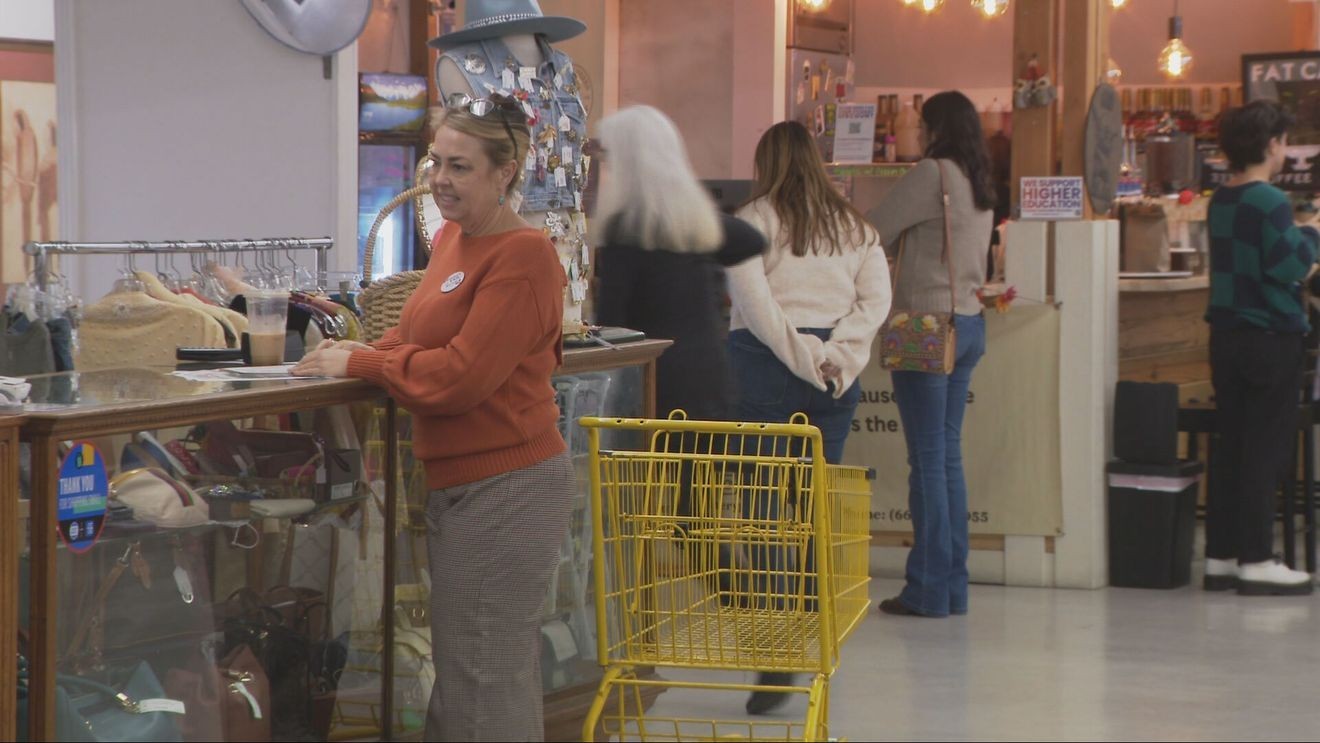 City leaders urge community to support local shops on Small Business Saturday