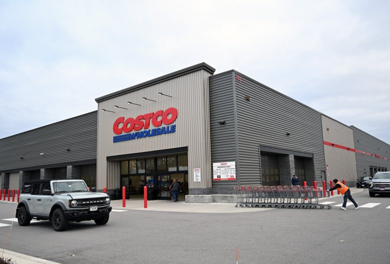 Costco in Scarborough driving almost 2M shoppers to nearby businesses, study finds
