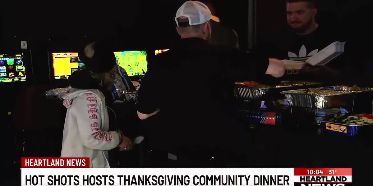 Downtown Cape Girardeau business serves first responders, those in need on Thanksgiving