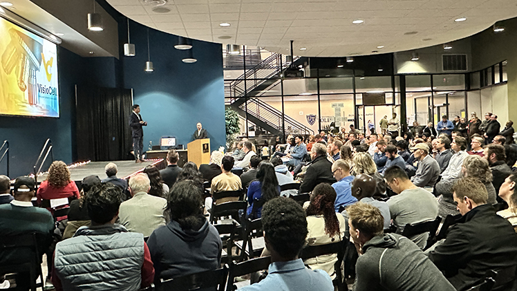 Dr. Aniruddha Ray, an associate professor in the Department of Physics and Astronomy at UToledo, pitches his technology, VisioCell, to a panel of judges Thursday evening at the UToledo Business Incubator’s annual Tech419 Pitch Competition.