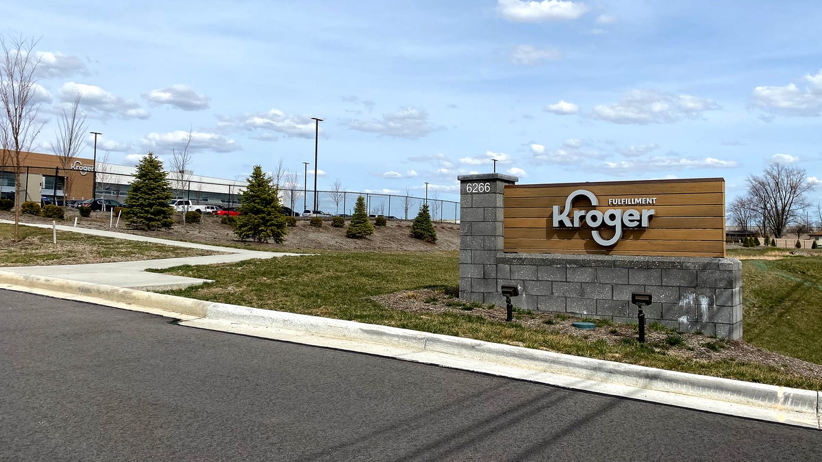 Kroger is closing delivery hubs, other changes in home delivery business