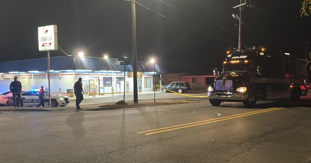 Man killed after he was shot inside a business in Durham, police investigating :: WRAL.com