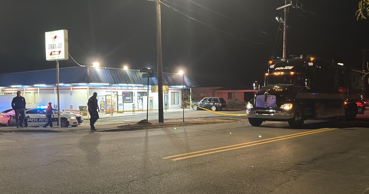 Man killed after he was shot inside a business in Durham, police investigating :: WRAL.com