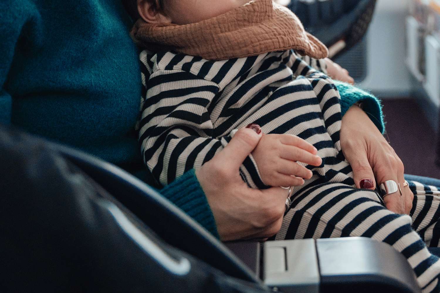 Mom Defends Bringing Baby to Business Class After Passenger Demands She Be Moved to Economy