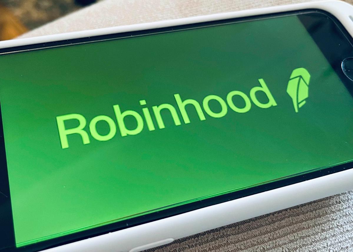 Robinhood stock jumps 8% as company strikes deal to expand booming prediction markets business