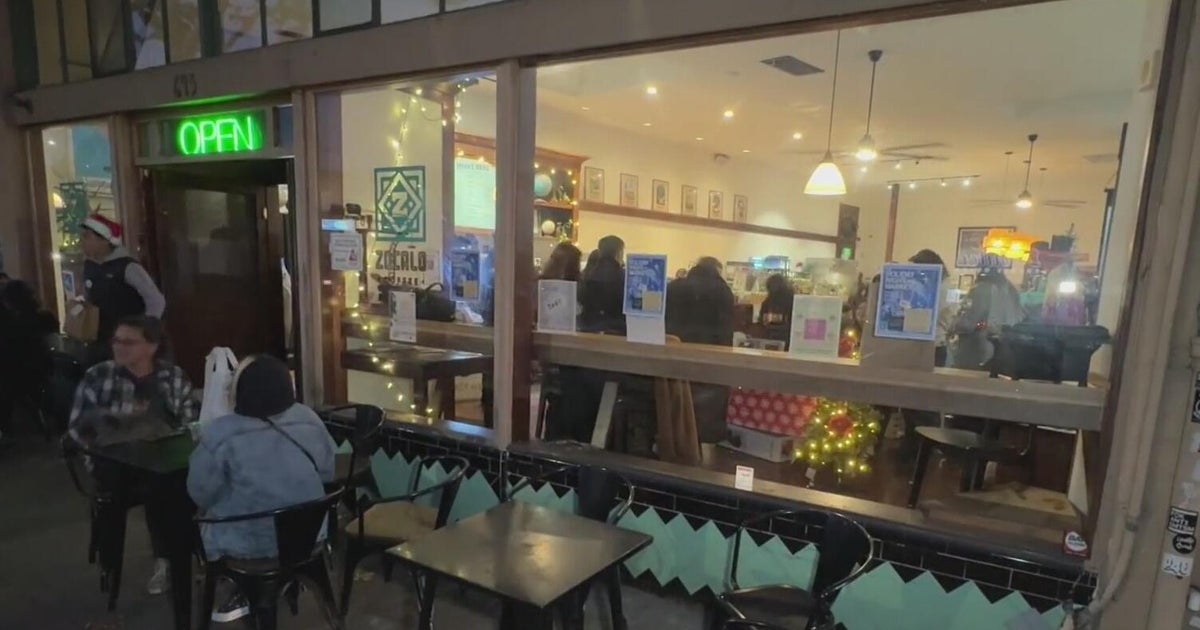 Shoppers support San Leandro businesses on Small Business Saturday