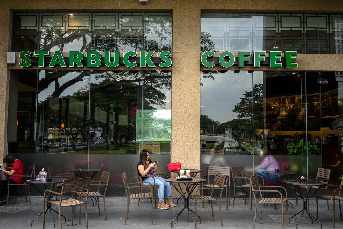 Starbucks Malaysia Operator Sees Business Rebound After Boycotts