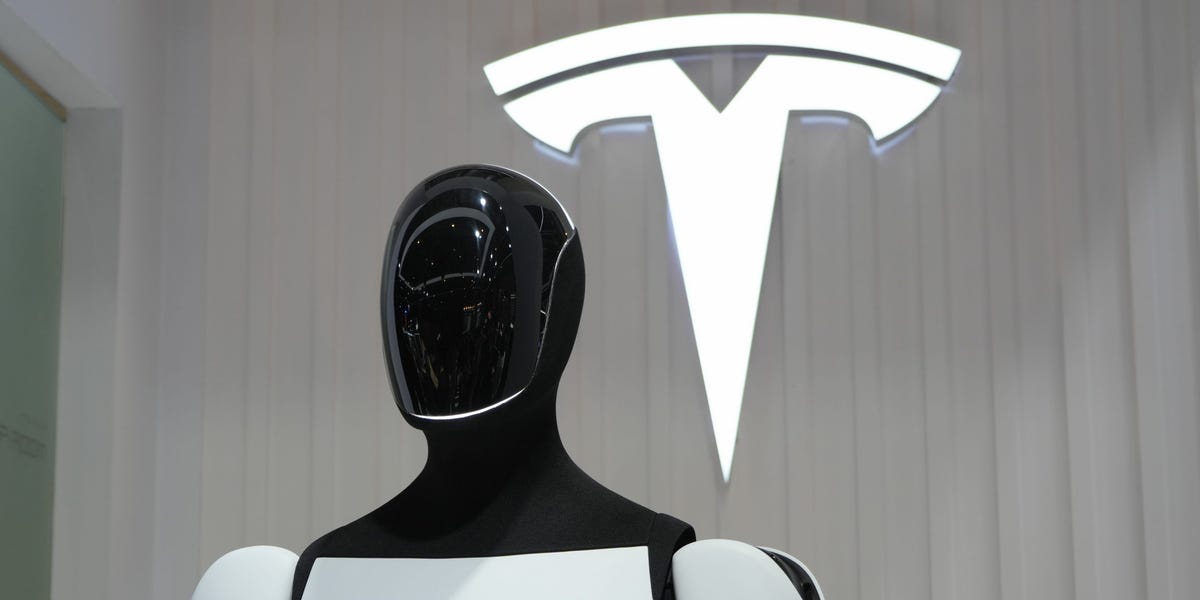 Tesla Loses Some AI Staff to New Startup Sunday Robotics