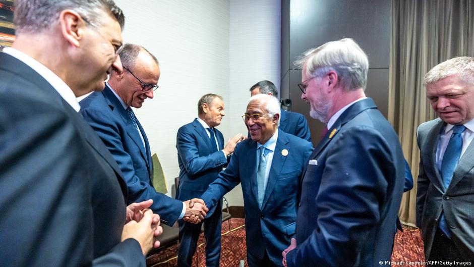 Ukraine talks loom large over EU business summit with Africa – DW – 11/24/2025