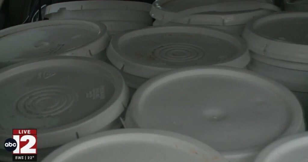 Burton entrepreneur delivers salt to area businesses | Business