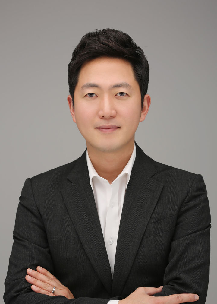 Lee Jae-sang, Hybe CEO (Hybe)