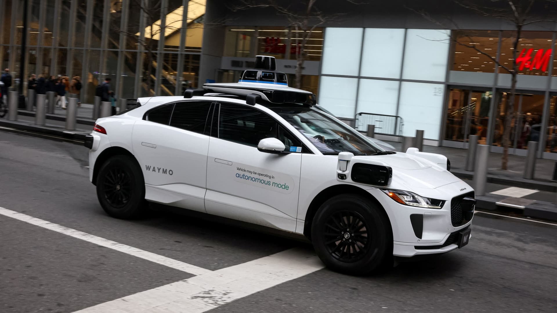 Waymo, Zoox and Tesla drive 2025 robotaxi boom