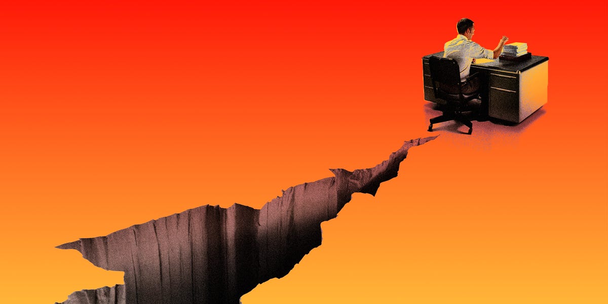 White-Collar Job Bloodbath: Why Hiring Is Down, Layoffs Are up