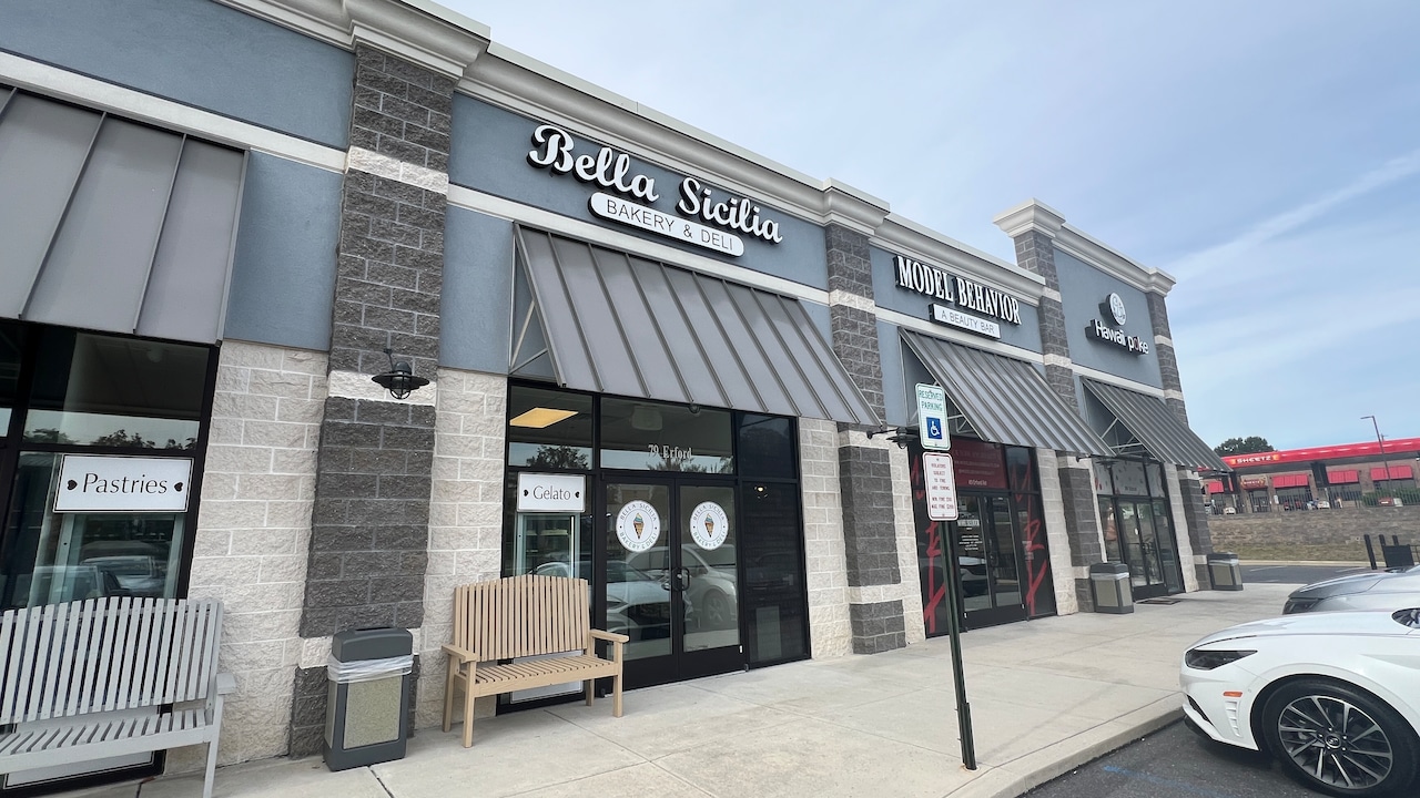 Bella Sicilia Bakery & Deli