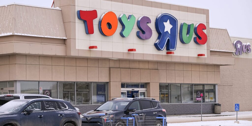 Inside the Rise, Fall, and Resurrection of Toys R Us